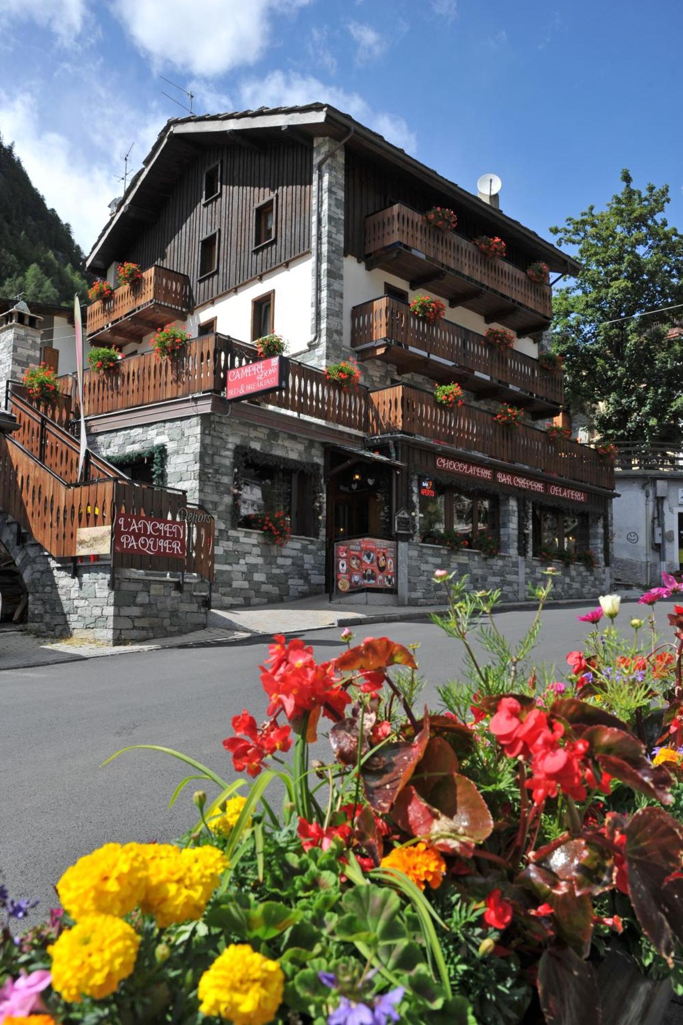 L'Ancien Paquier Chambre D'Hotes Bed & Breakfast Valtournenche Exterior photo