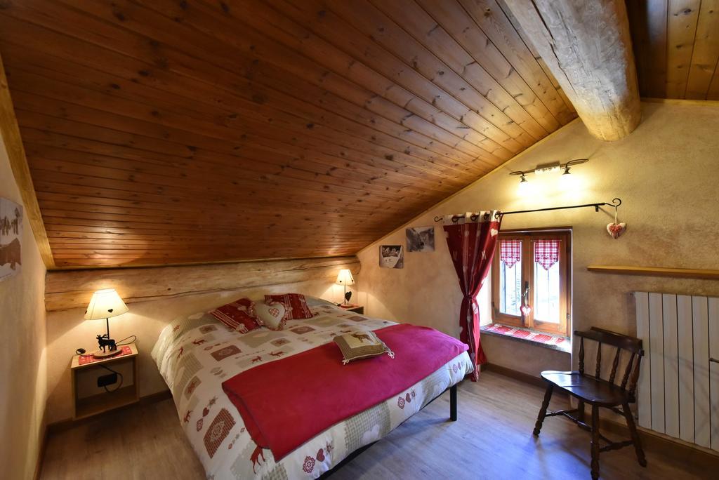 L'Ancien Paquier Chambre D'Hotes Bed & Breakfast Valtournenche Exterior photo