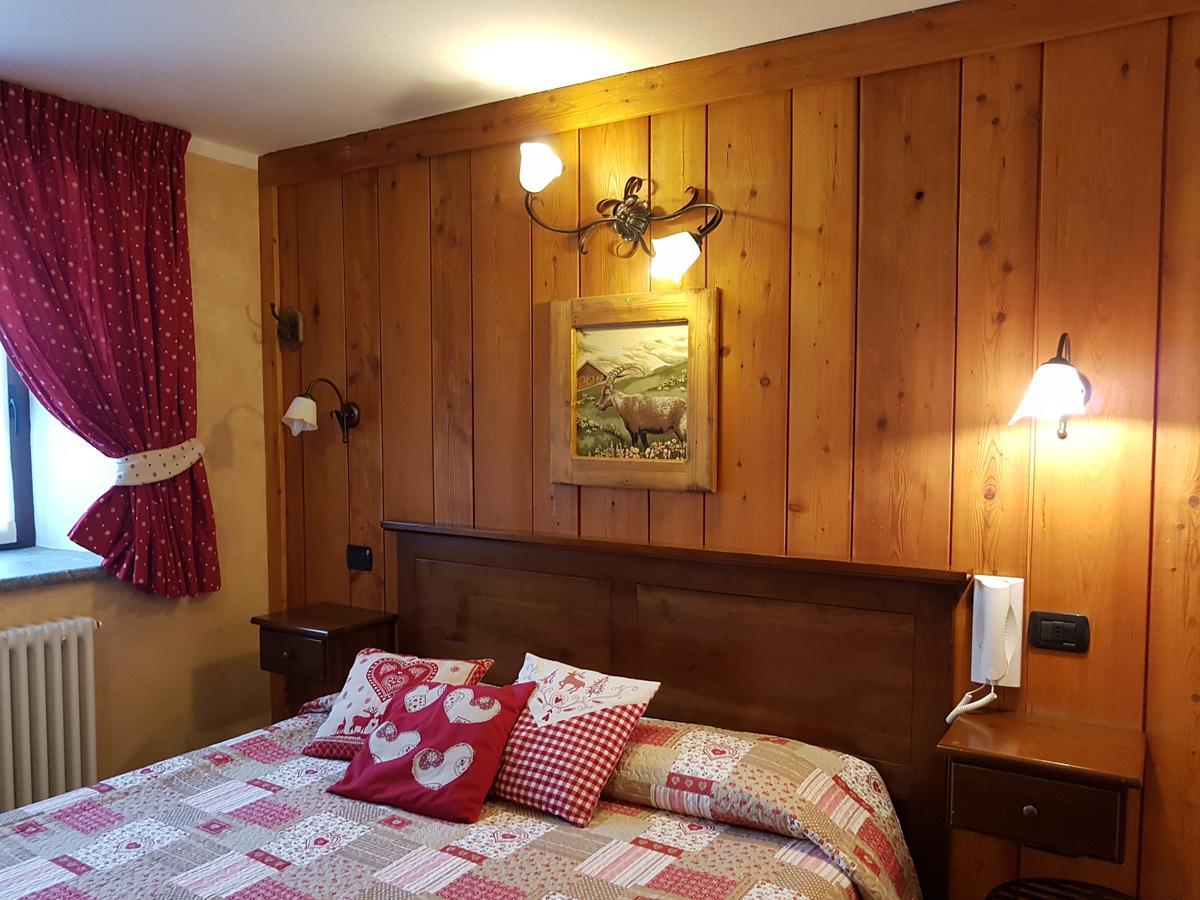 L'Ancien Paquier Chambre D'Hotes Bed & Breakfast Valtournenche Exterior photo