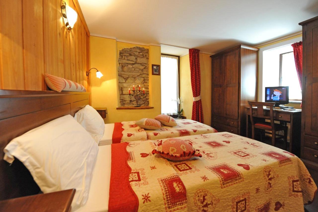 L'Ancien Paquier Chambre D'Hotes Bed & Breakfast Valtournenche Exterior photo